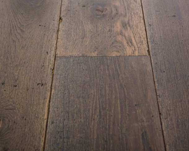 Distressed Chambord Engineered Floor 